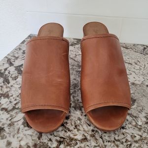 Frye Black Suede Slip-On Block Heeled Mules- Open Toe Sandals Sz 9M